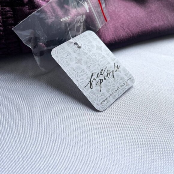 NWT FREE PEOPLE INTIMATELY CHASING LOVE PURPLE SATIN RUFFLE 2 PIECES  SLEEPWEAR - Picture 11 of 16